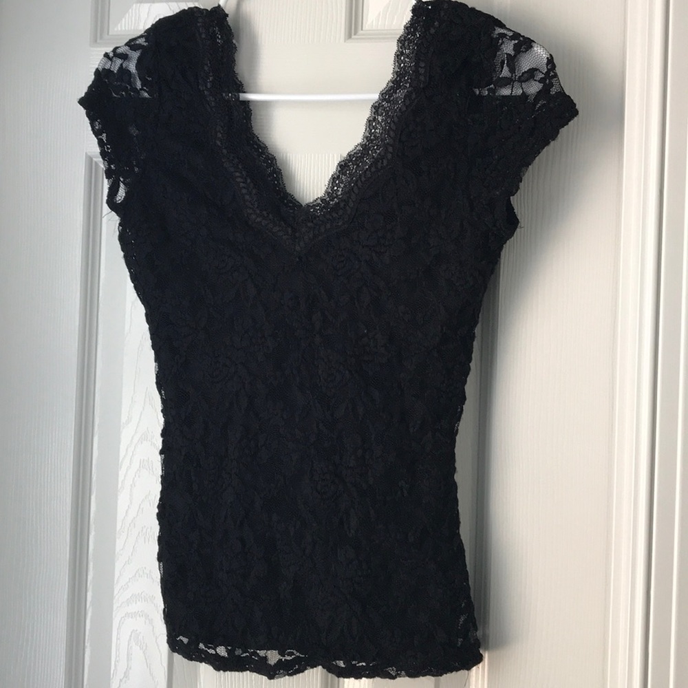 So cute for going out, worn 2x. Good condition!